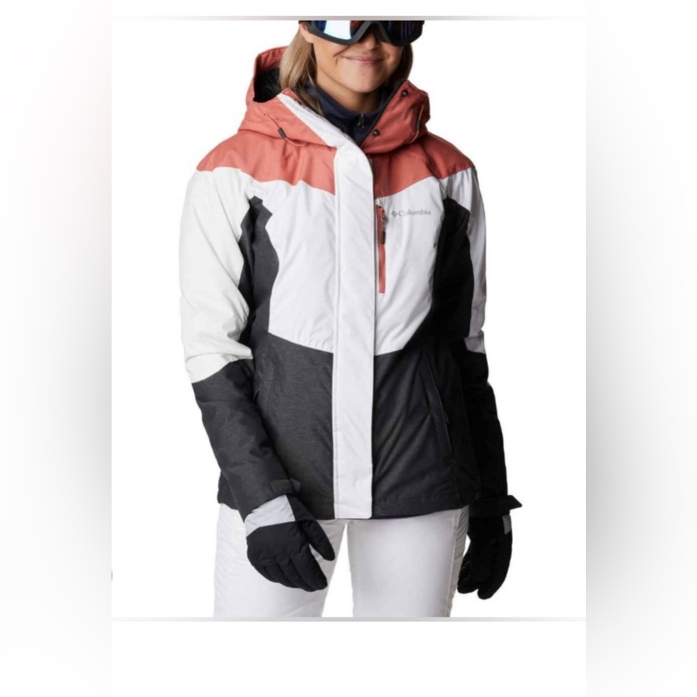 NWT women’s Columbia Ski jacket size small